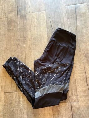 Black Marble-Print Leggings